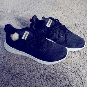 *NWT*Adidas Puremotion Sneakers